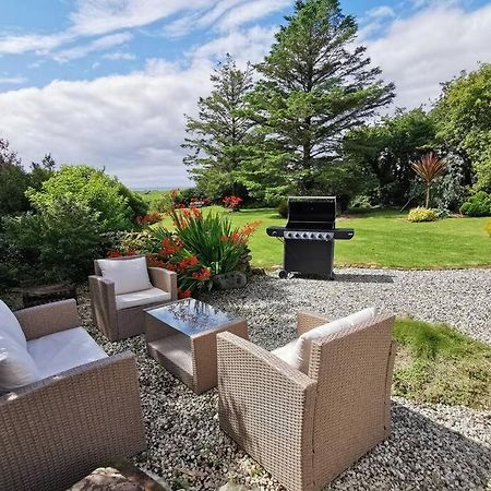 Villa Cosy, Coastal Retreat With A Large Garden Monreith Exterior foto